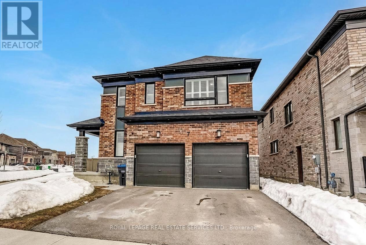 Detached at 7 CYCLONE TRAIL, Brampton (Northwest Brampton)