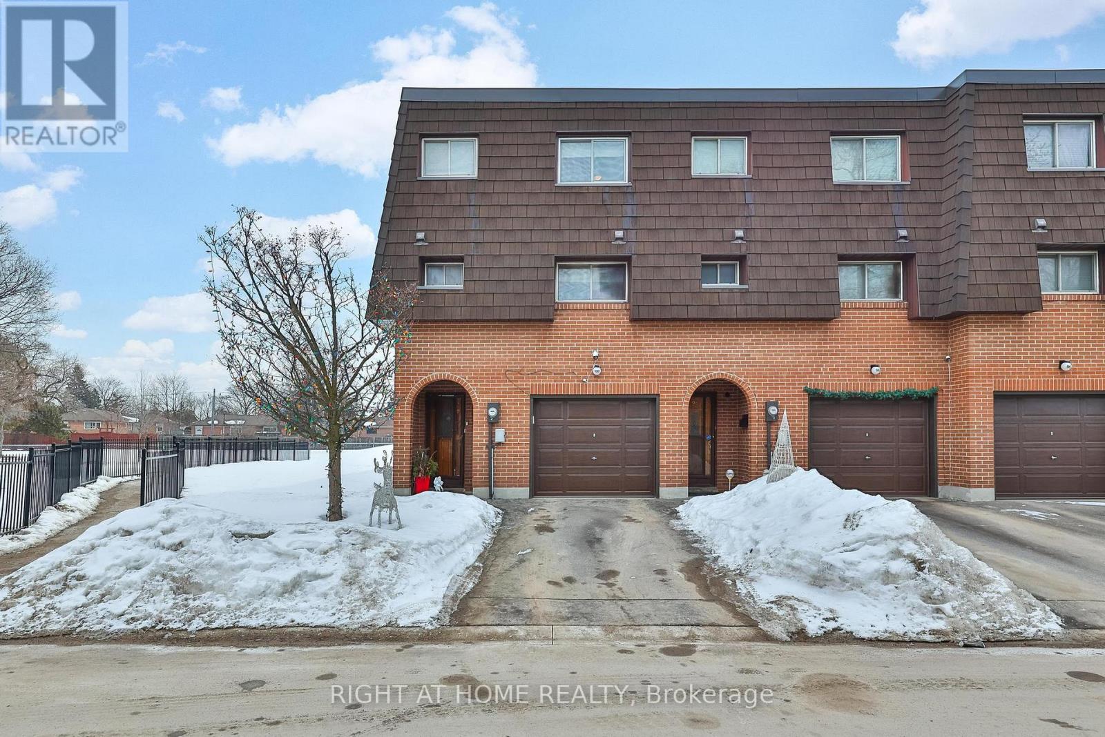 Townhouse at 74 - 100 DARRAS COURT, Brampton (Southgate)