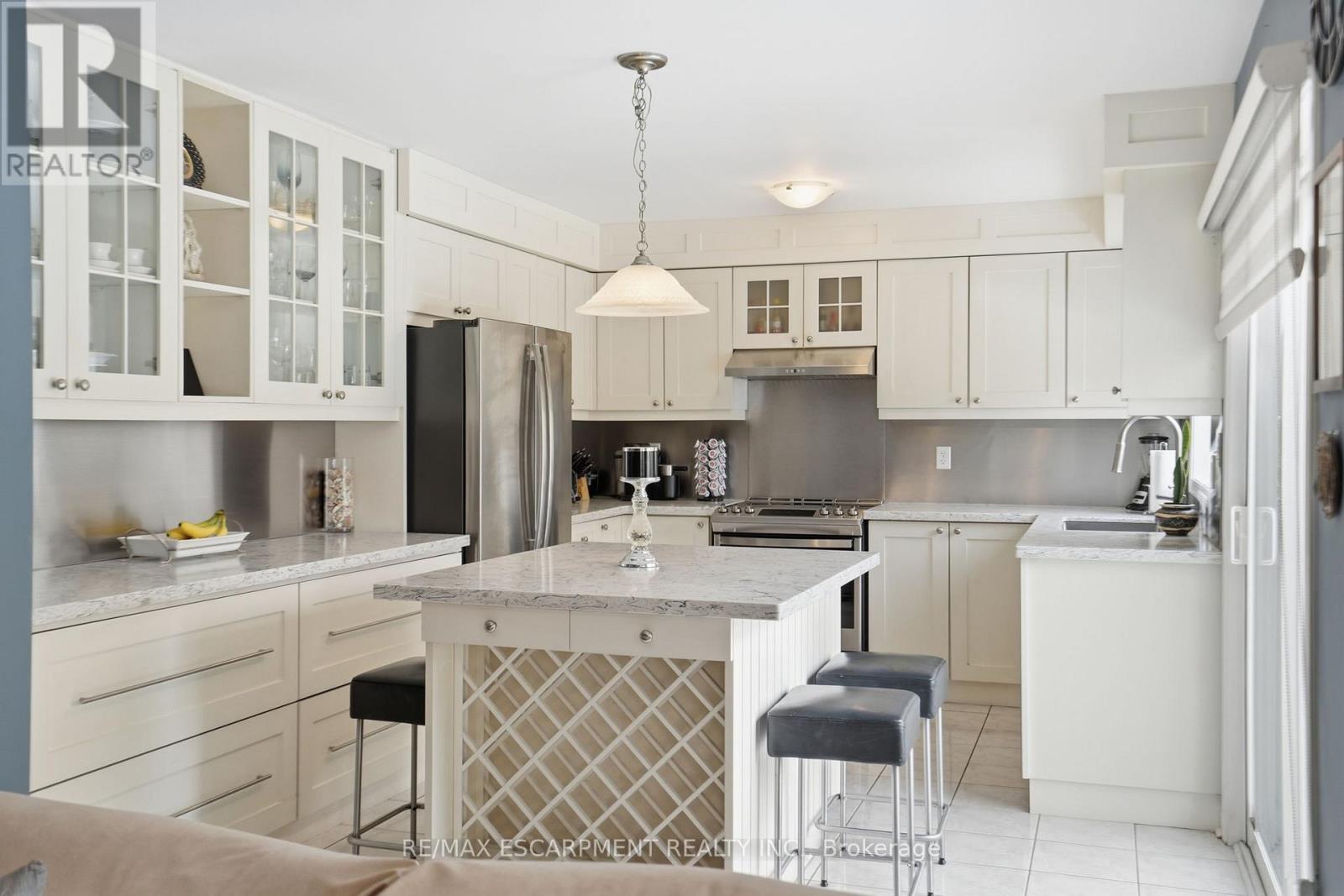 Detached at 2505 VALLEYRIDGE DRIVE, Oakville
