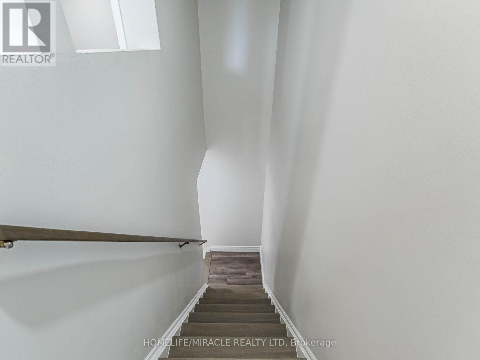 Townhouse at 124 - 180 MISSISSAUGA VALLEY BOULEVARD, Mississauga