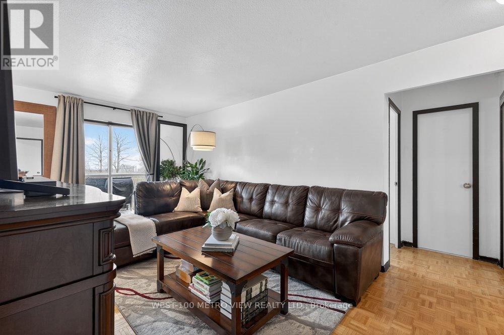 Apartment at 401 - 1275 SILVER SPEAR ROAD, Mississauga