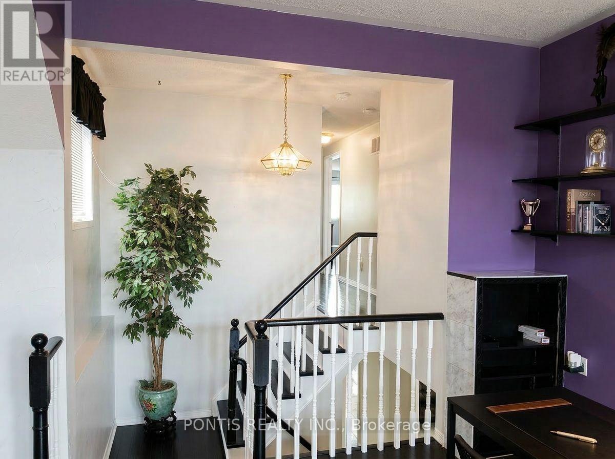 Detached at 2538 RAGLAN COURT, Mississauga