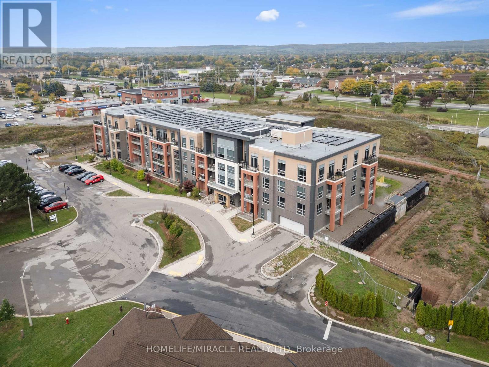 Apartment at 222 - 4040 UPPER MIDDLE ROAD, Burlington (Tansley)