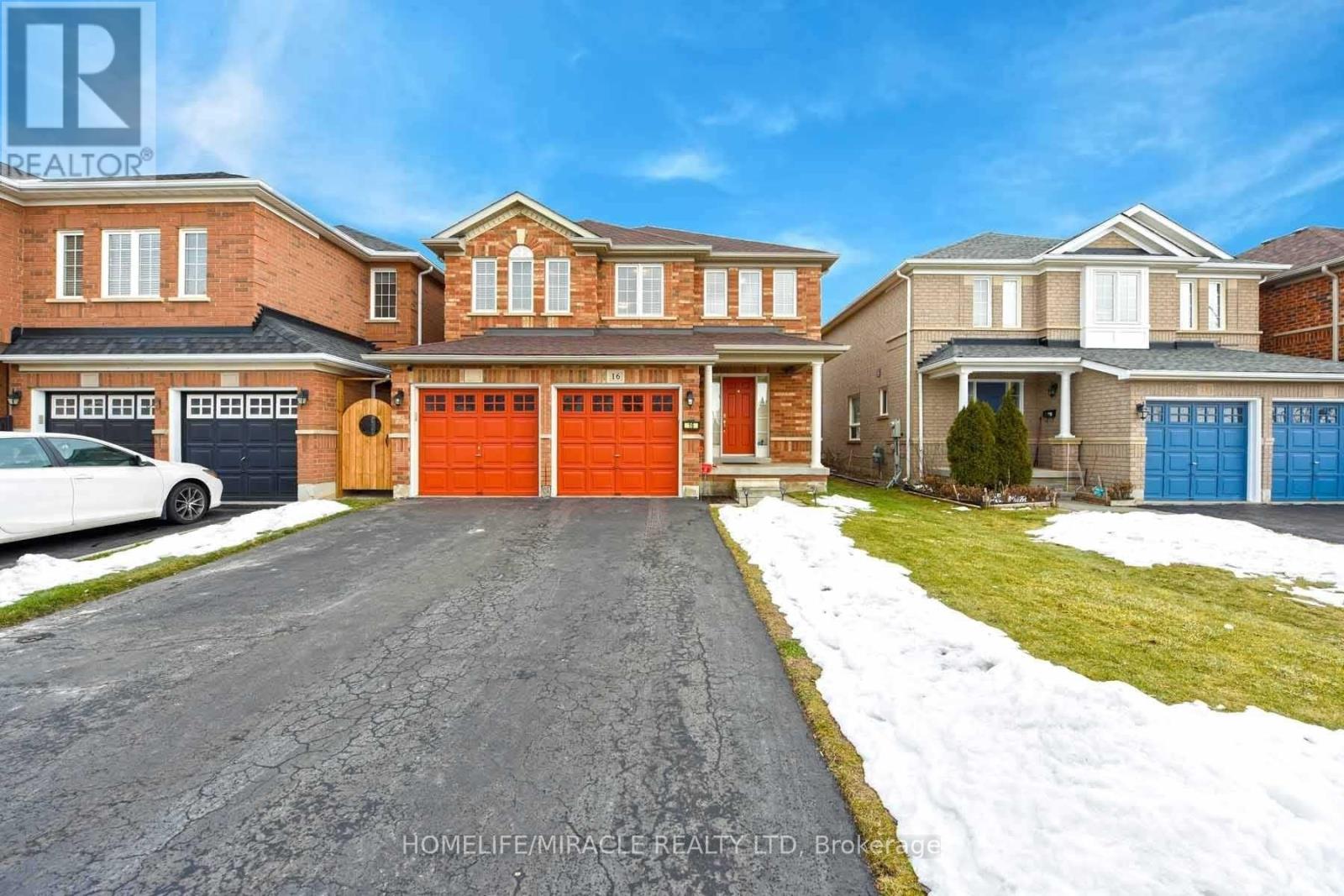 Detached at 16 DUNURE CRESCENT, Brampton (Fletcher's Meadow)