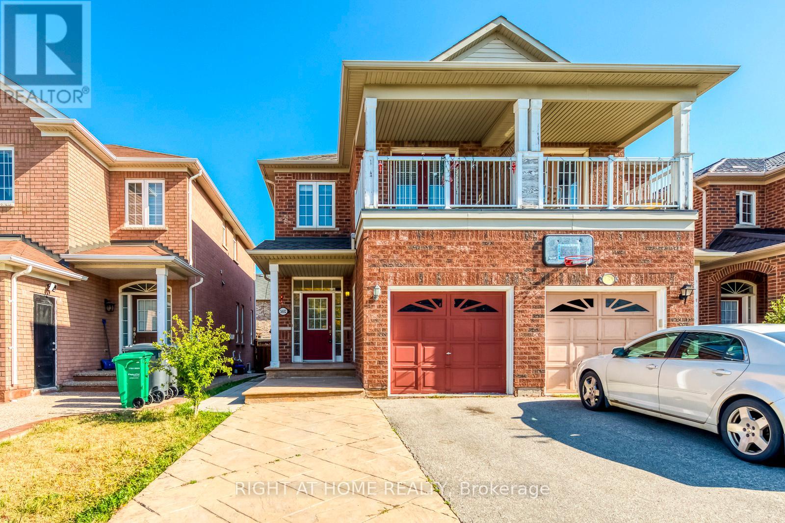 Semi-Detached/Link at 3402 FOUNTAIN PARK AVENUE, Mississauga (Churchill Meadows)