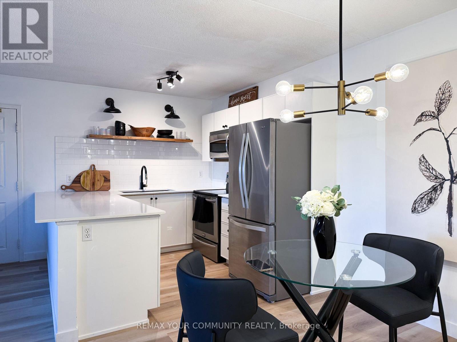 Apartment at 210 - 1800 WALKER'S LINE, Burlington (Palmer)