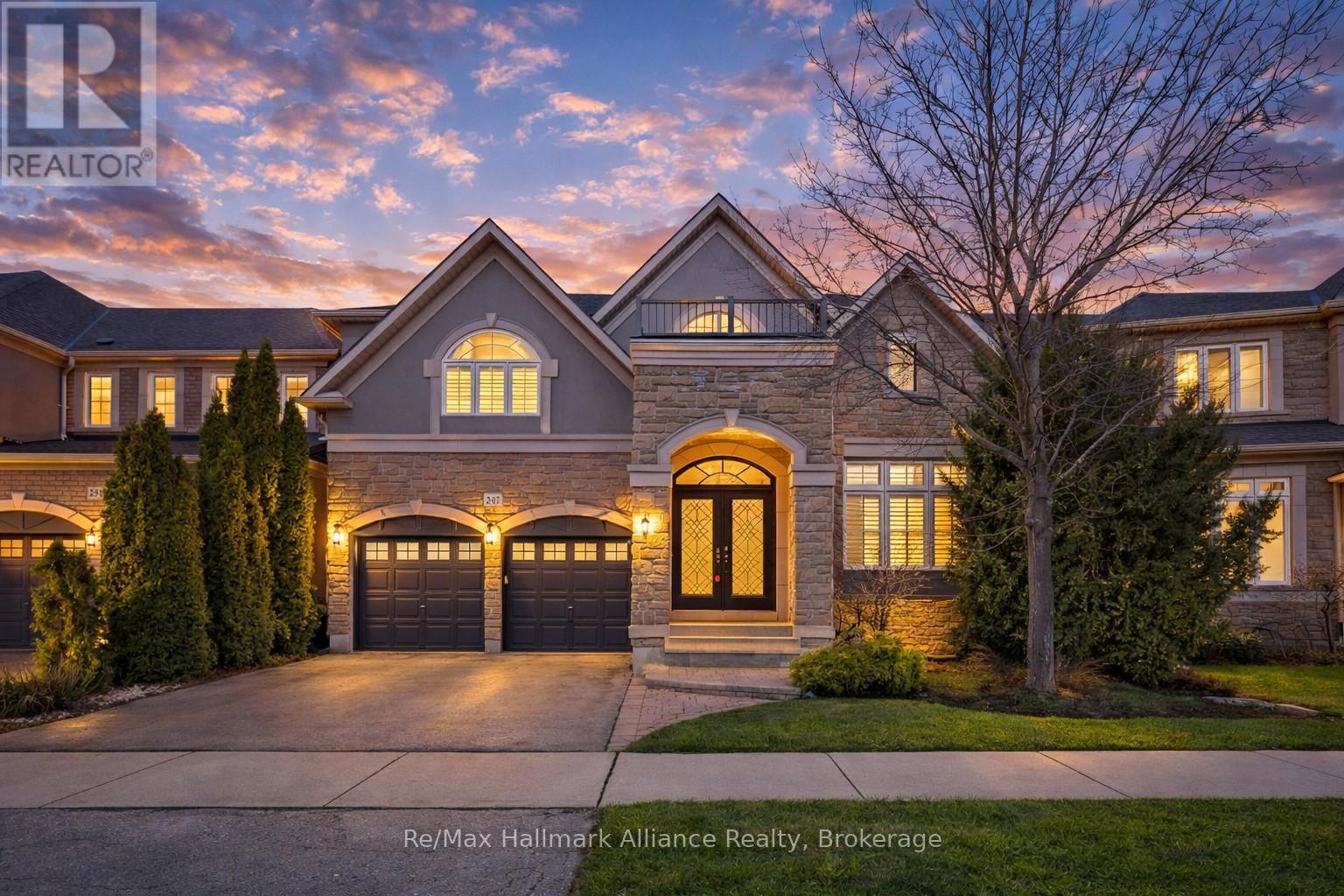 Detached at 247 BEECHTREE CRESCENT, Oakville (BR Bronte)