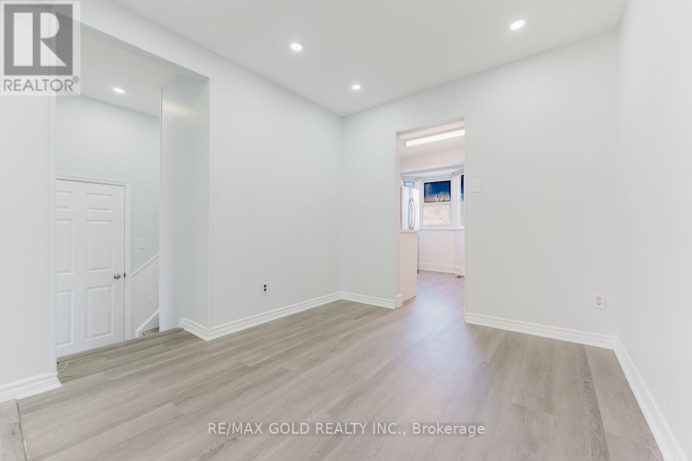 Semi-Detached/Link at 16 CRAWFORD DRIVE, Brampton