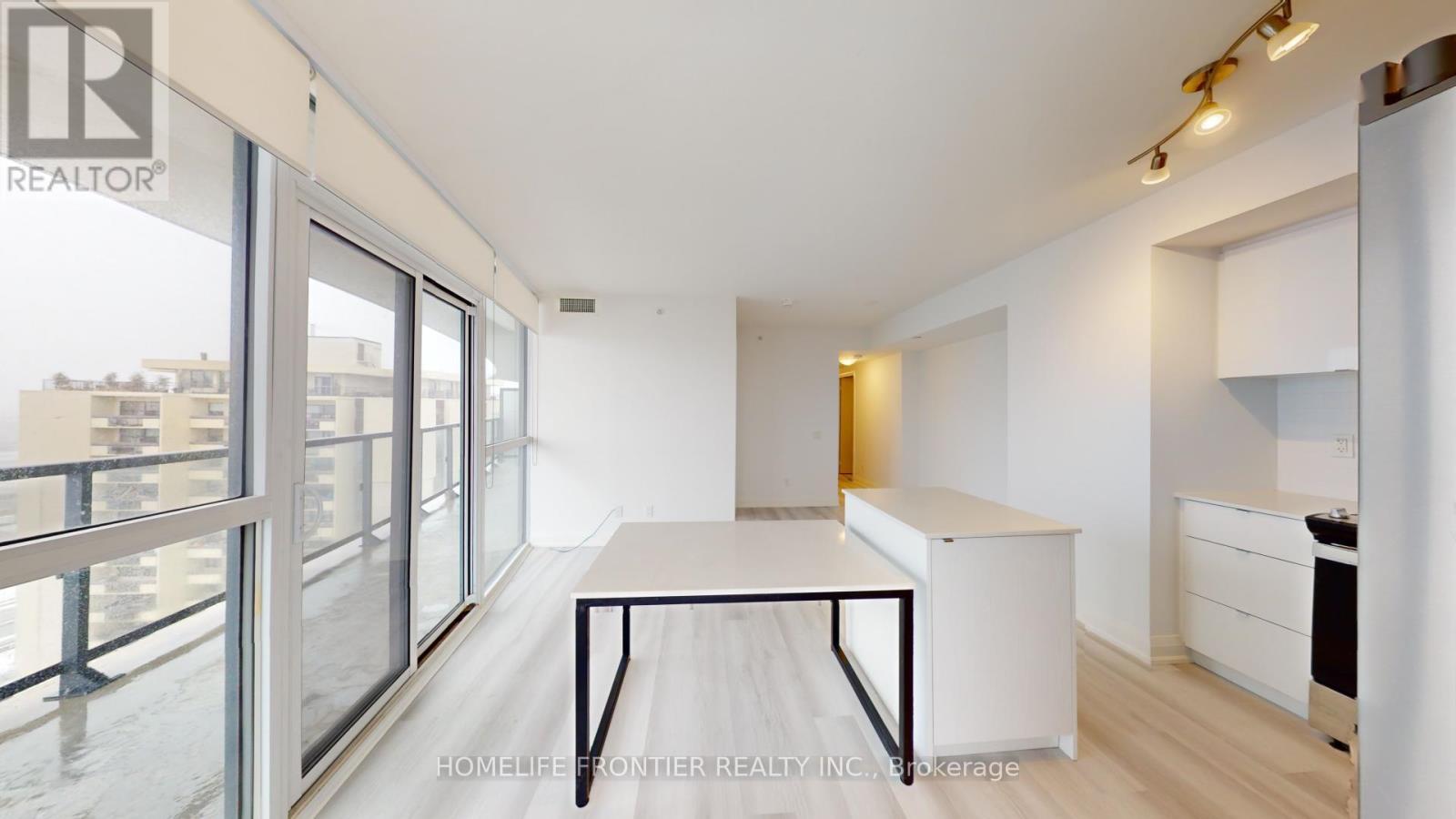 Apartment at 2004 - 1461 LAWRENCE AVENUE W, Toronto (Brookhaven-Amesbury)