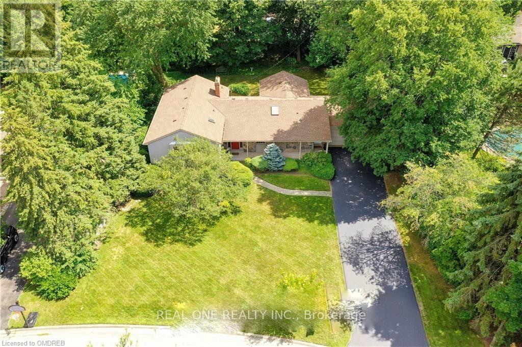 Detached at 262 CARDINAL DRIVE, Oakville (MO Morrison)