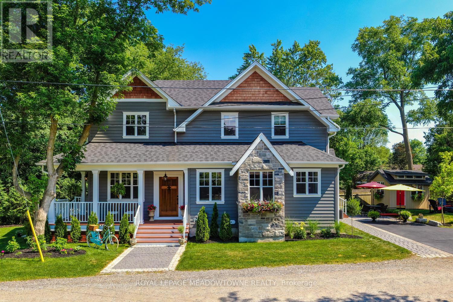 Detached at 2 BENNETT PLACE, Halton Hills (Glen Williams)