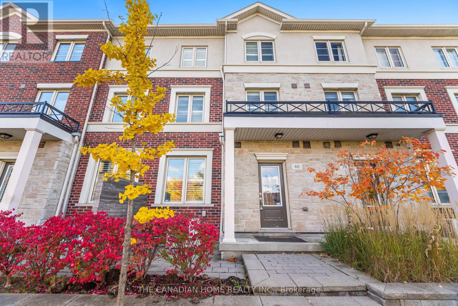 Townhouse at # 40 - 636 EVANS AVENUE, Toronto (Alderwood)