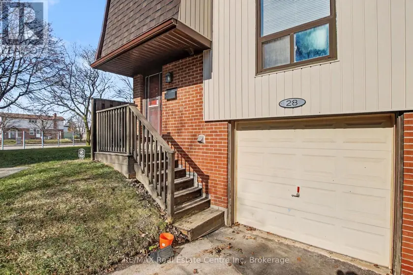 Townhouse at 28 - 481 PITFIELD ROAD, Milton (DP Dorset Park)