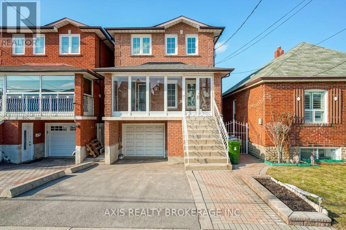 Detached at 18 MAPLE BUSH AVENUE, Toronto (Humberlea-Pelmo Park)
