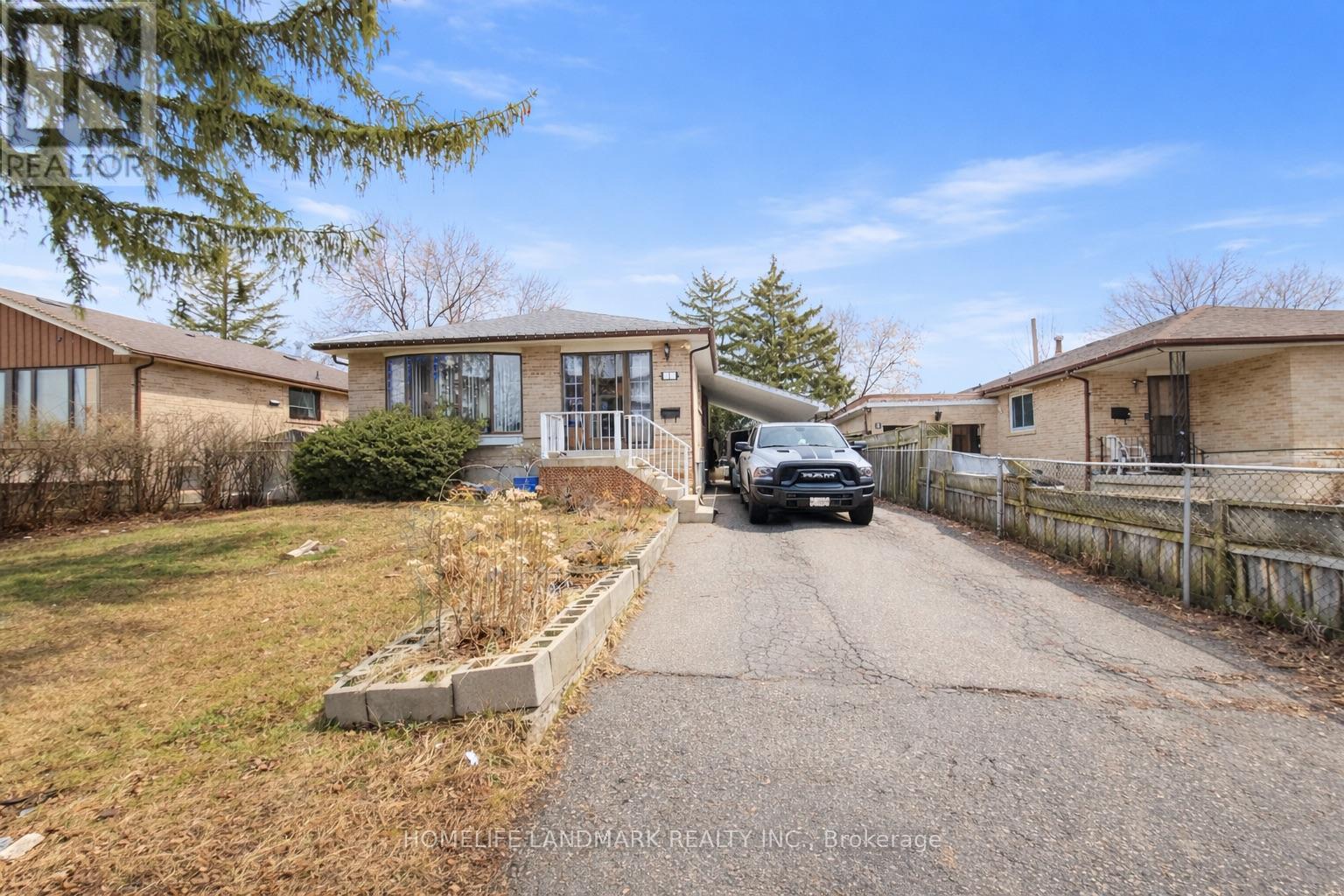 Detached at 7 BURTONWOOD CRESCENT, Toronto (Mount Olive-Silverstone-Jamestown)