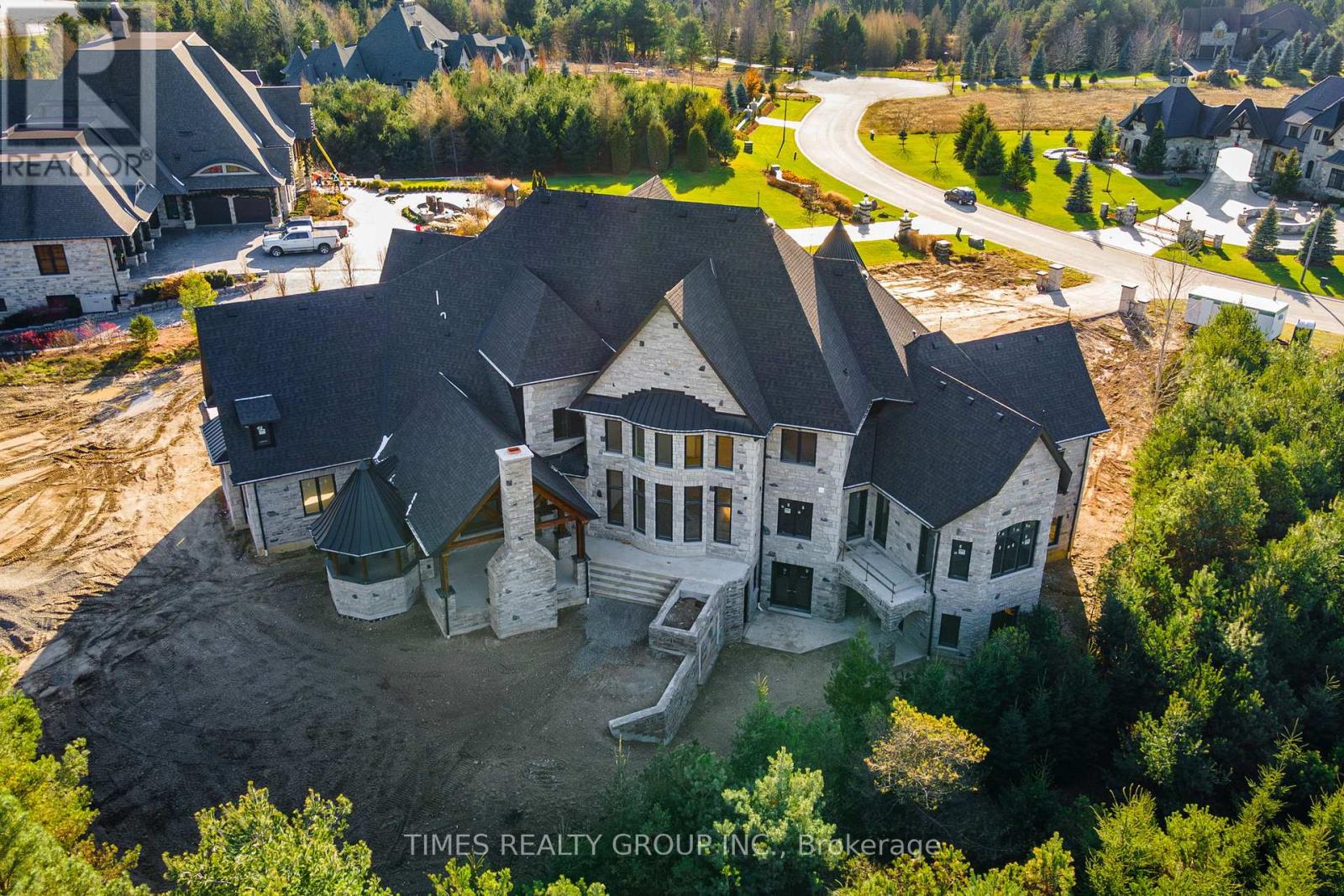 Detached at 17 EDGEWILD DRIVE, Caledon (Palgrave)