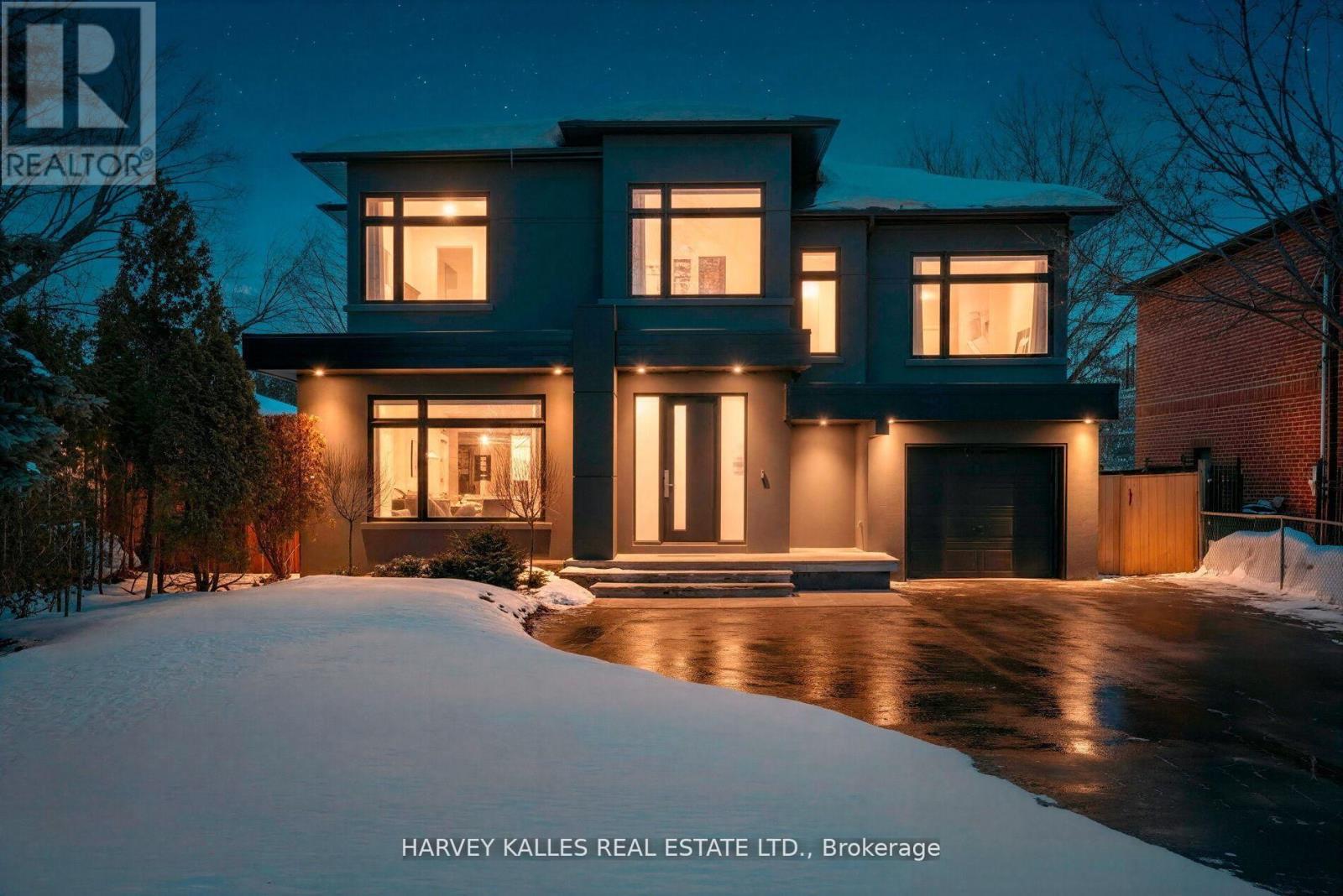Detached at 90 GREAT OAK DRIVE, Toronto (Princess-Rosethorn)