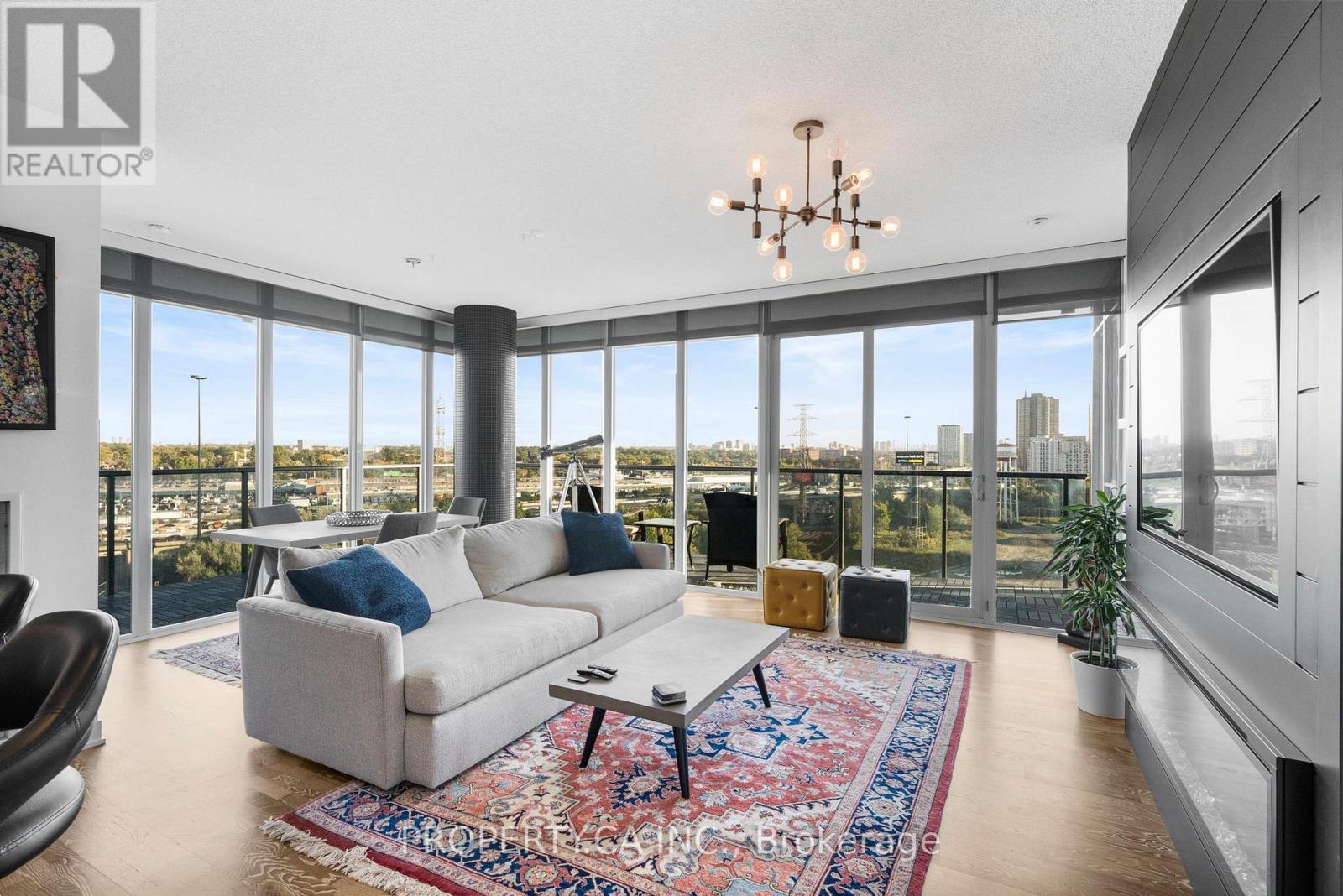 Apartment at 1211 - 90 PARK LAWN ROAD, Toronto (Mimico)