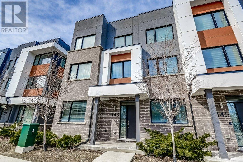Townhouse at 143 GROVEWOOD COMMON, Oakville (GO Glenorchy)