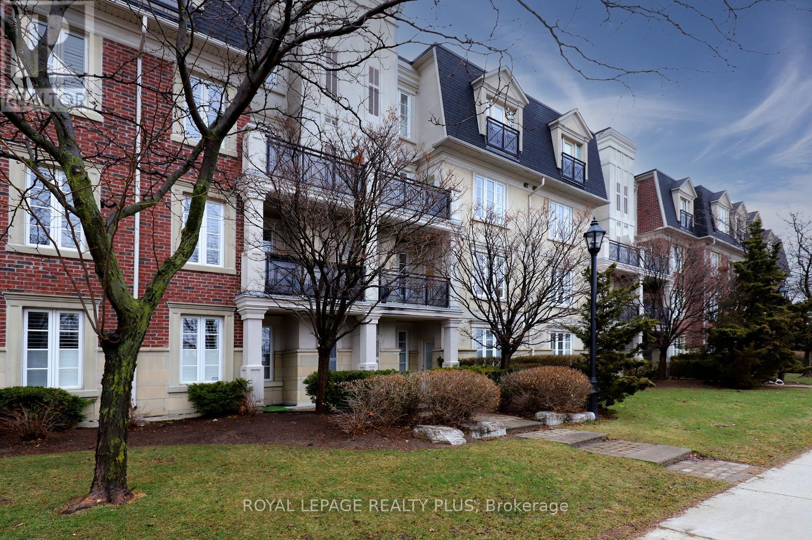 Apartment at 215 - 3351 CAWTHRA ROAD, Mississauga (Applewood)