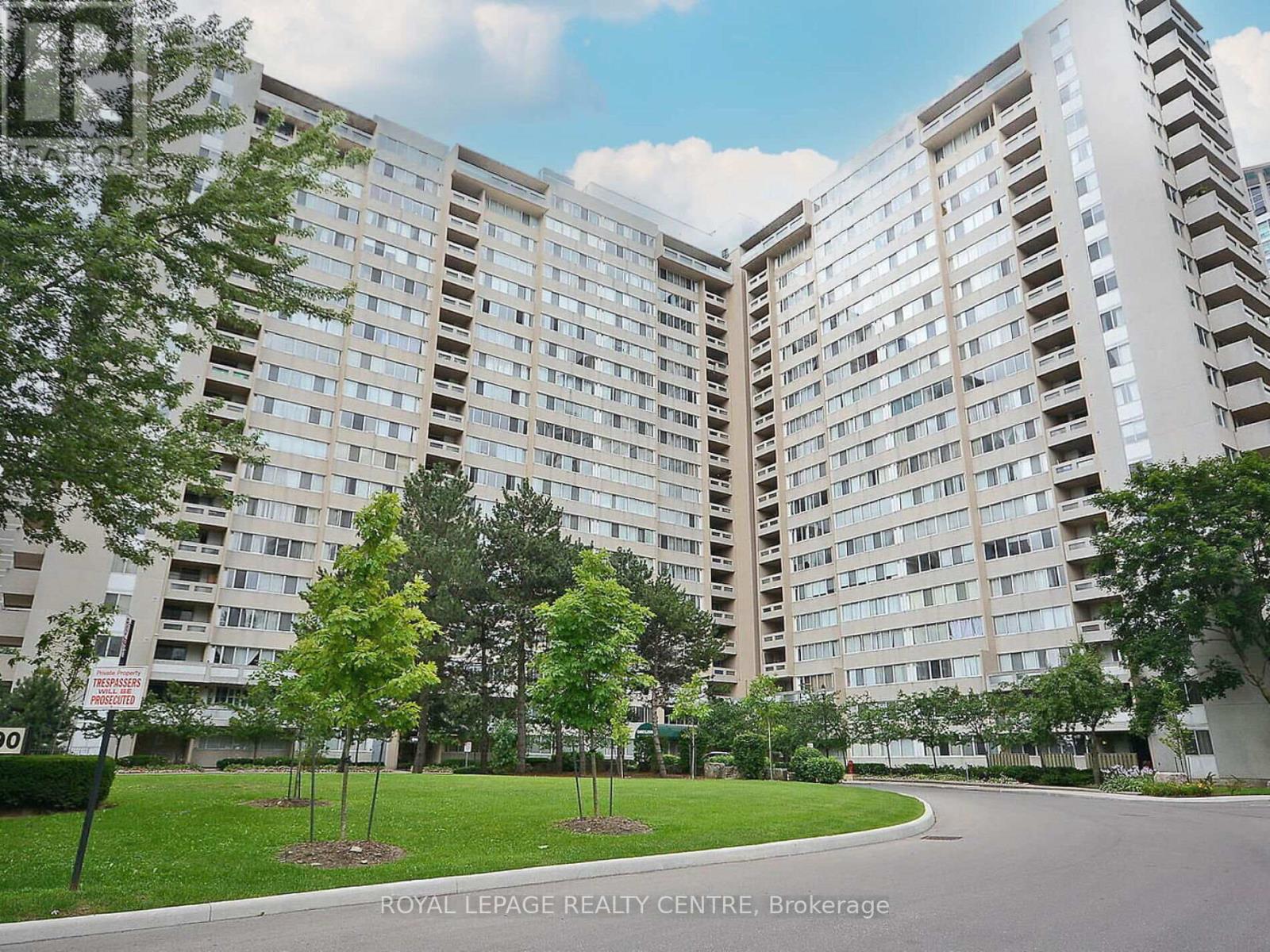 Apartment at 1604 - 3590 KANEFF CRESCENT W, Mississauga (Mississauga Valleys)