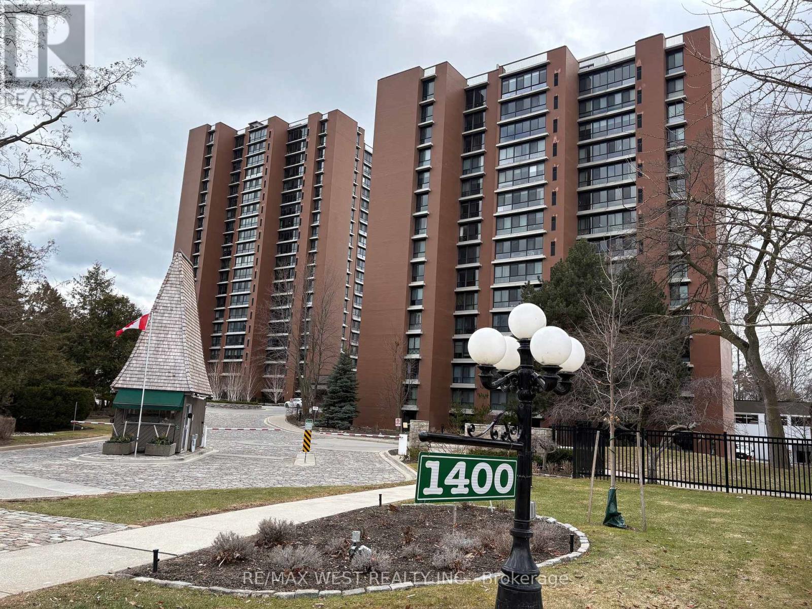 Apartment at 604 - 1400 DIXIE ROAD, Mississauga (Lakeview)