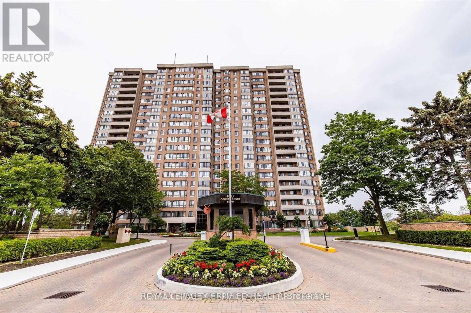 Apartment at PH9 - 100 COUNTY COURT BOULEVARD, Brampton (Fletcher's Creek South)
