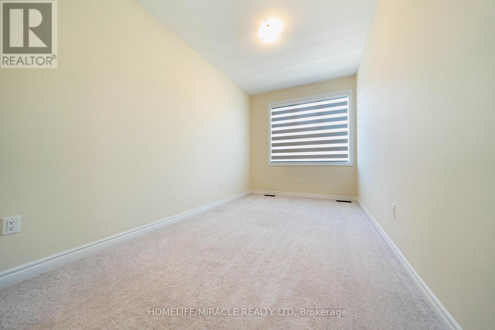 Townhouse at 1420 OAKMONT COMMON, Burlington