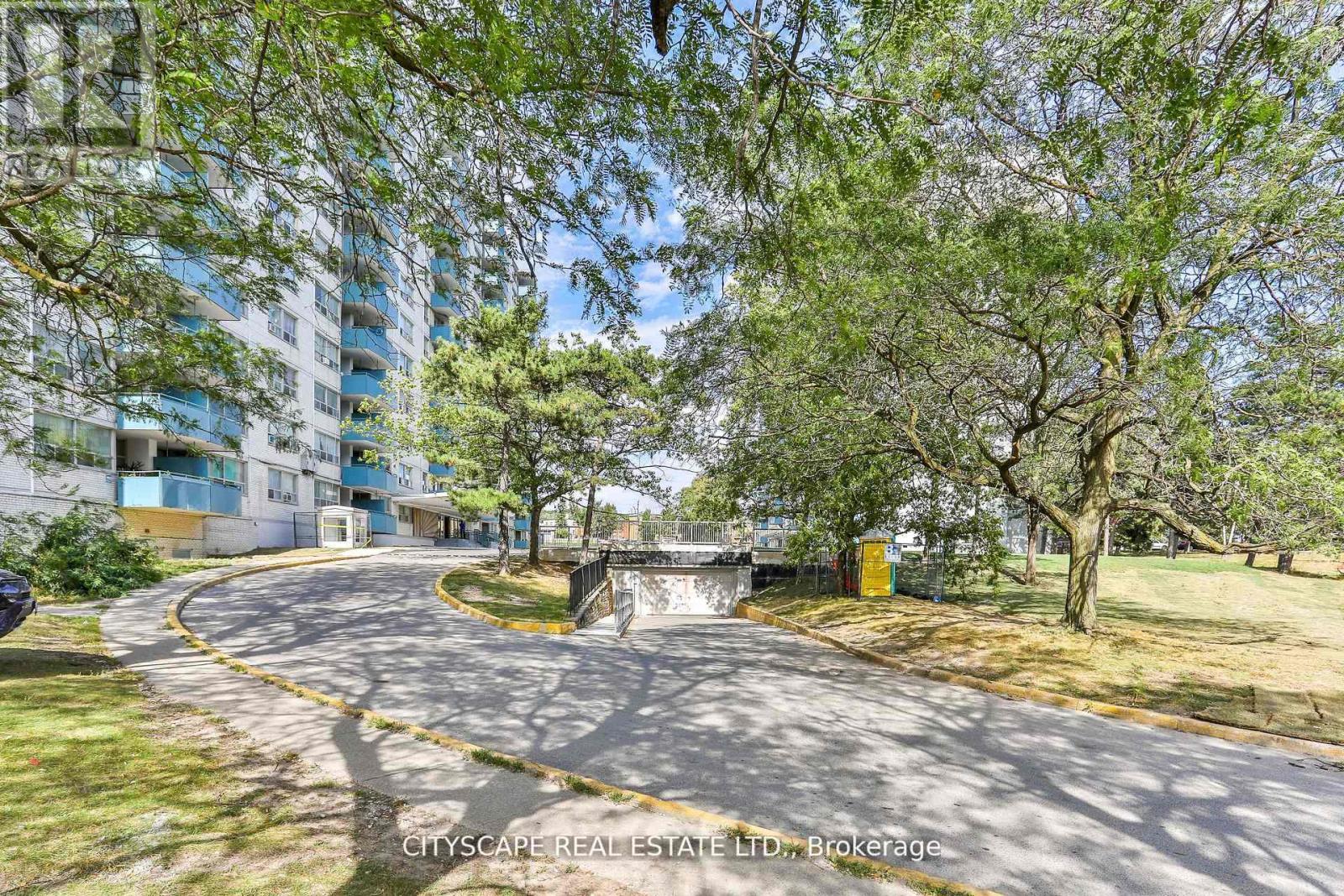 Apartment at 816 - 1442 LAWRENCE AVENUE W, Toronto (Maple Leaf)