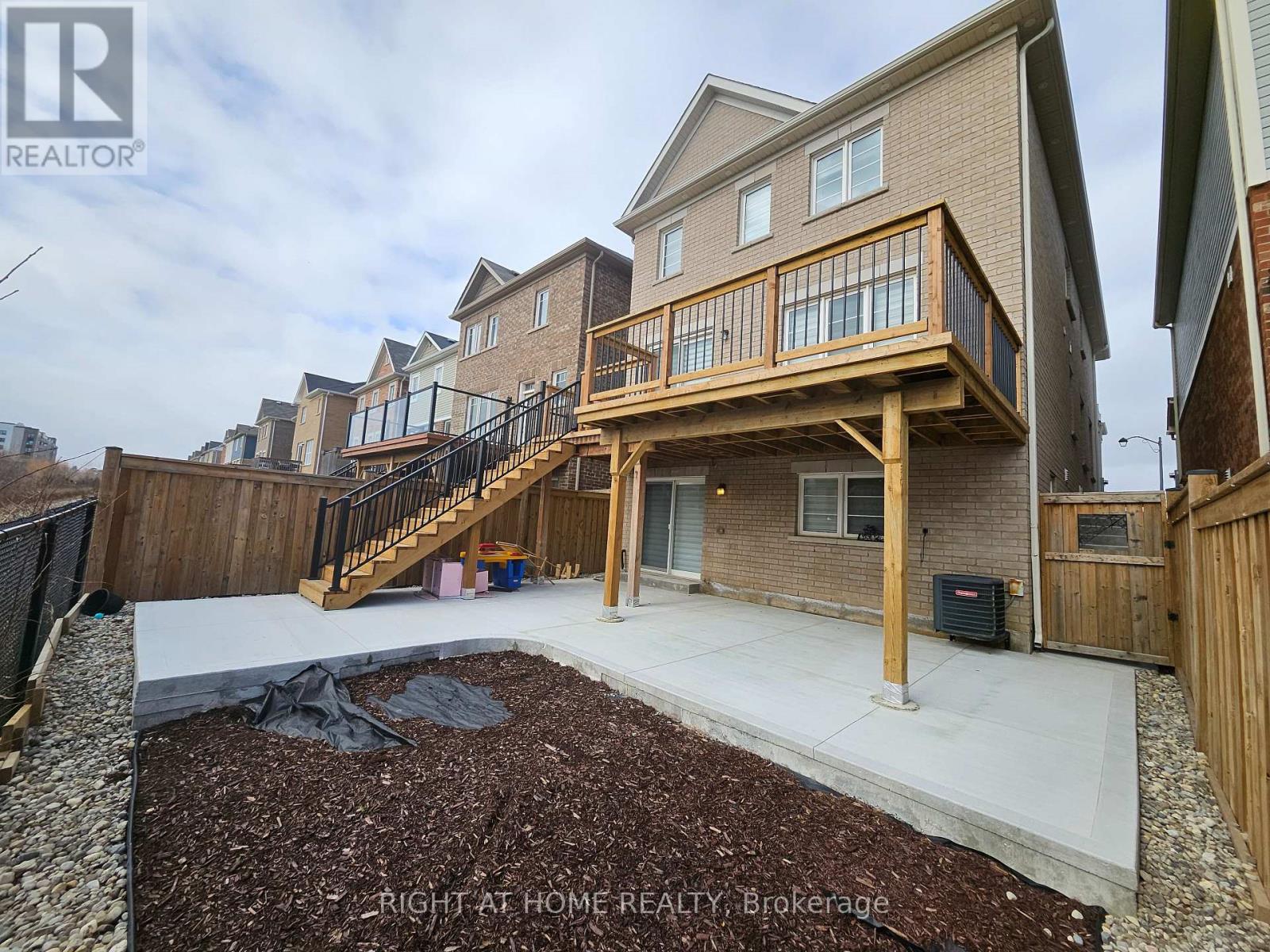 Detached at LOWER - 1290 DUIGNAN CRESCENT, Milton (FO Ford)