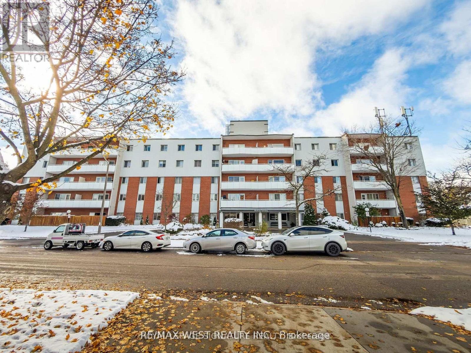 Apartment at 303 - 2485 WOKING CRESCENT, Mississauga (Sheridan)