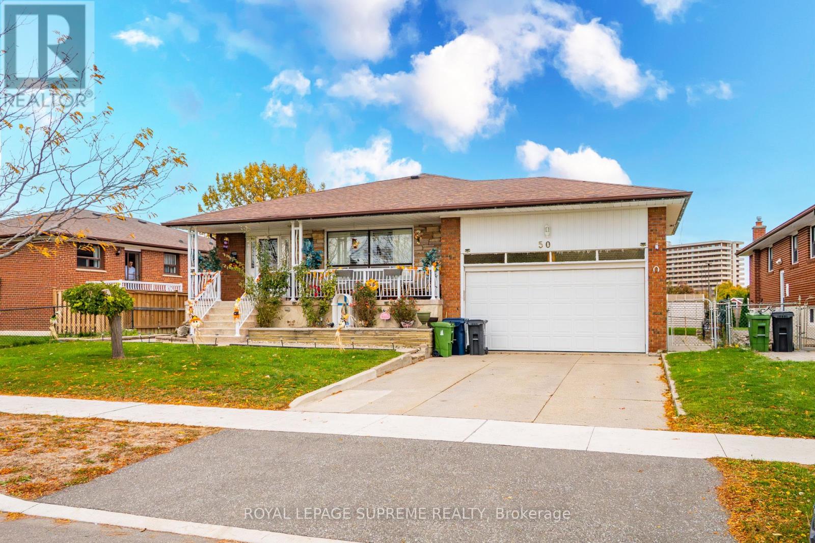 Detached at 50 WHEELWRIGHT CRESCENT, Toronto (Black Creek)