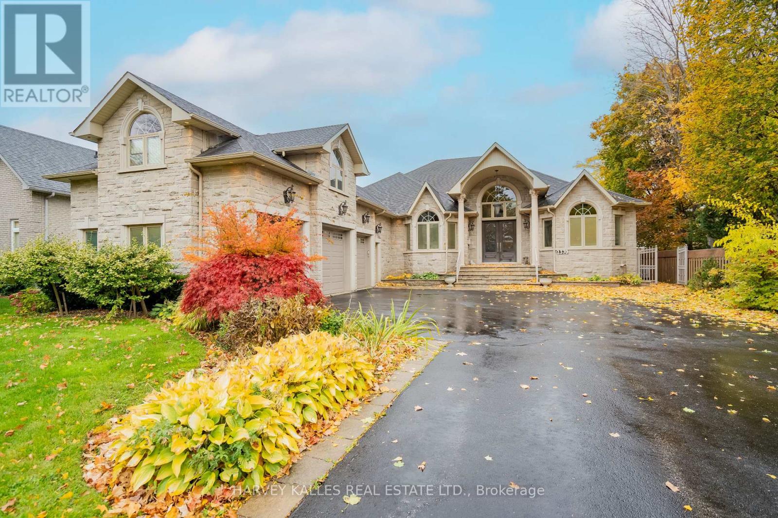 Detached at 2370 HAMMOND ROAD, Mississauga (Sheridan)