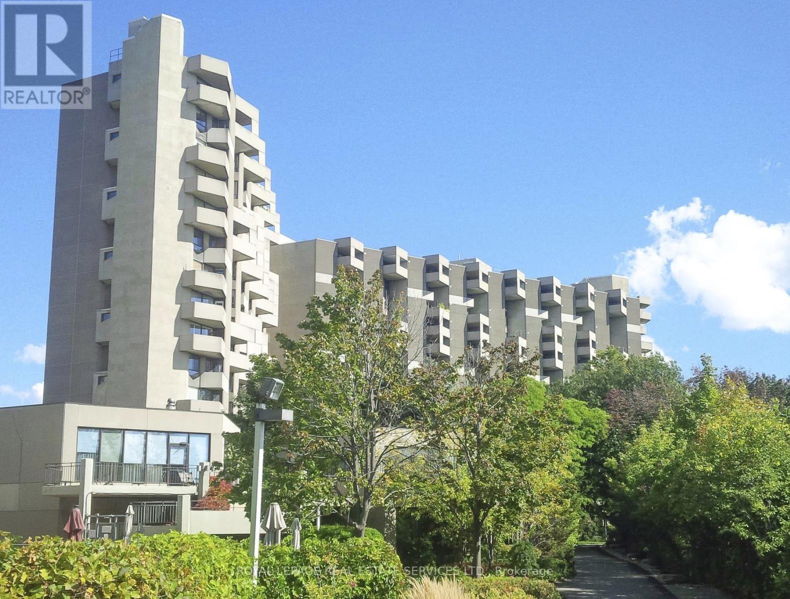 Apartment at B1 - 284 MILL ROAD, Toronto (Markland Wood)