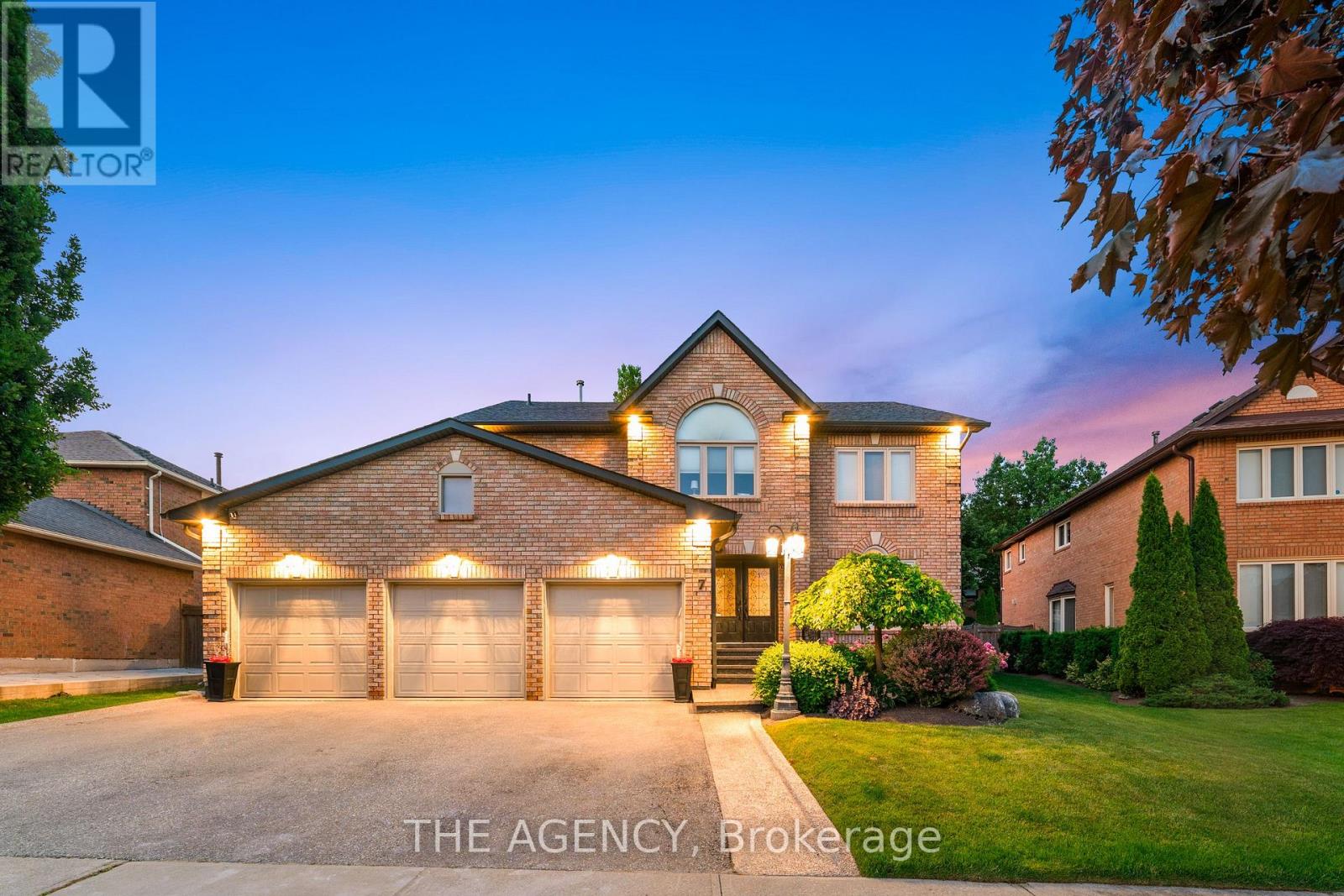 Detached at 7 STONEGATE DRIVE, Brampton (Snelgrove)