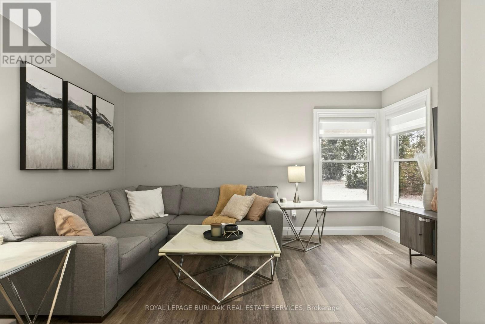 Townhouse at 1 - 2185 FAIRCHILD BOULEVARD, Burlington