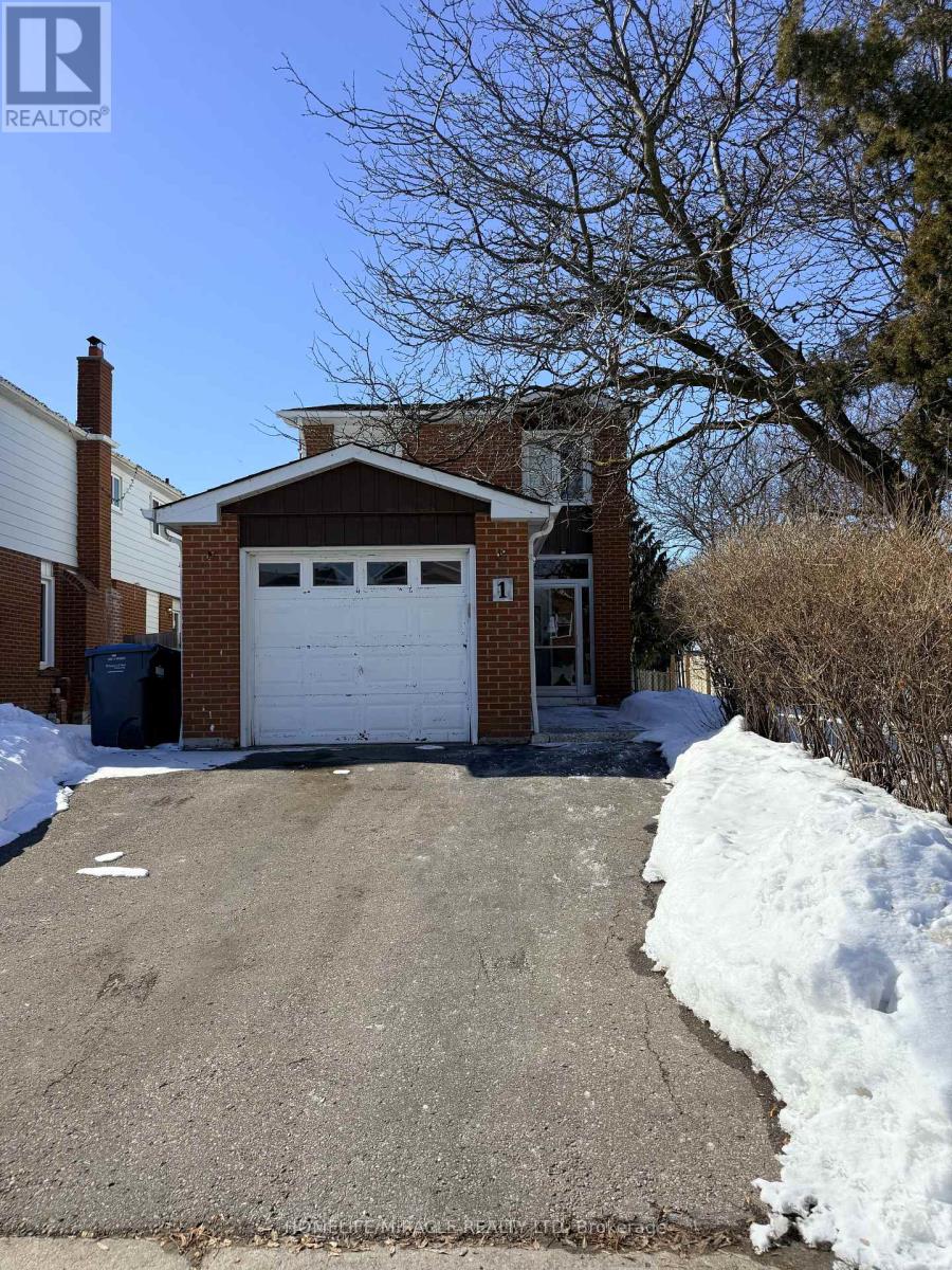 Detached at 1 HUDSON DRIVE, Brampton (Fletcher's West)