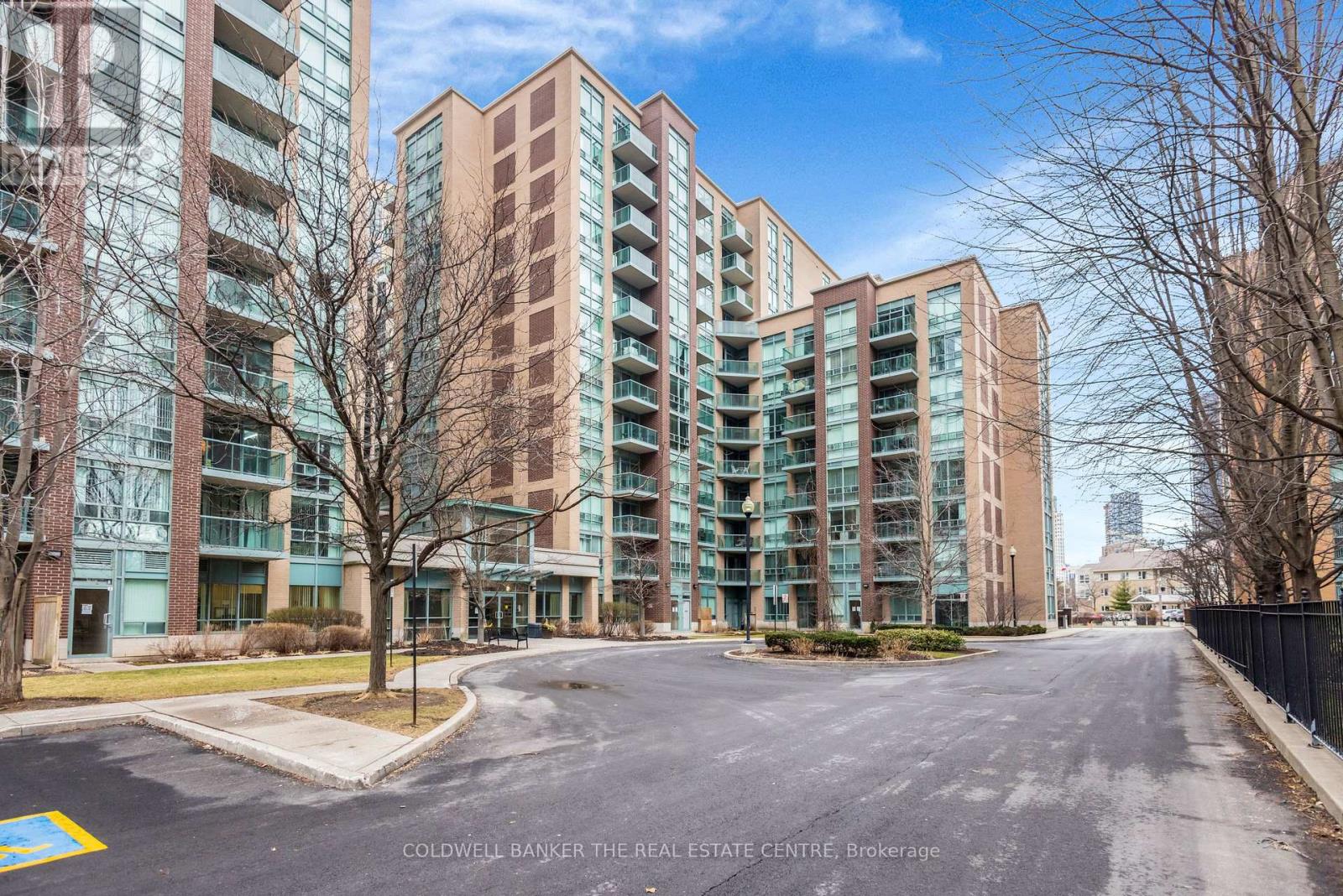 Apartment at 1105 - 9 MICHAEL POWER PLACE, Toronto (Islington-City Centre West)