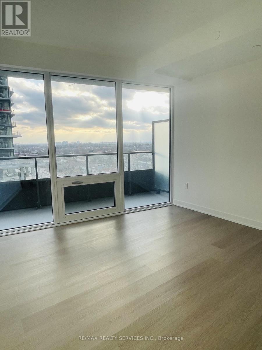 Apartment at 911 - 448 BURNHAMTHORPE ROAD W, Mississauga