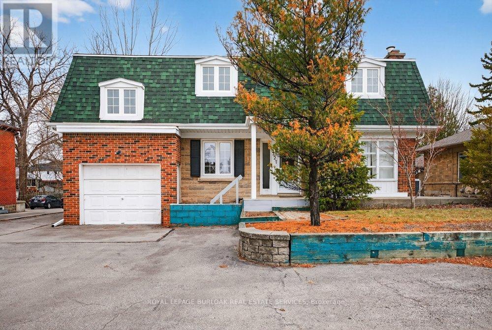 Detached at 727 BRANT STREET, Burlington (Brant)