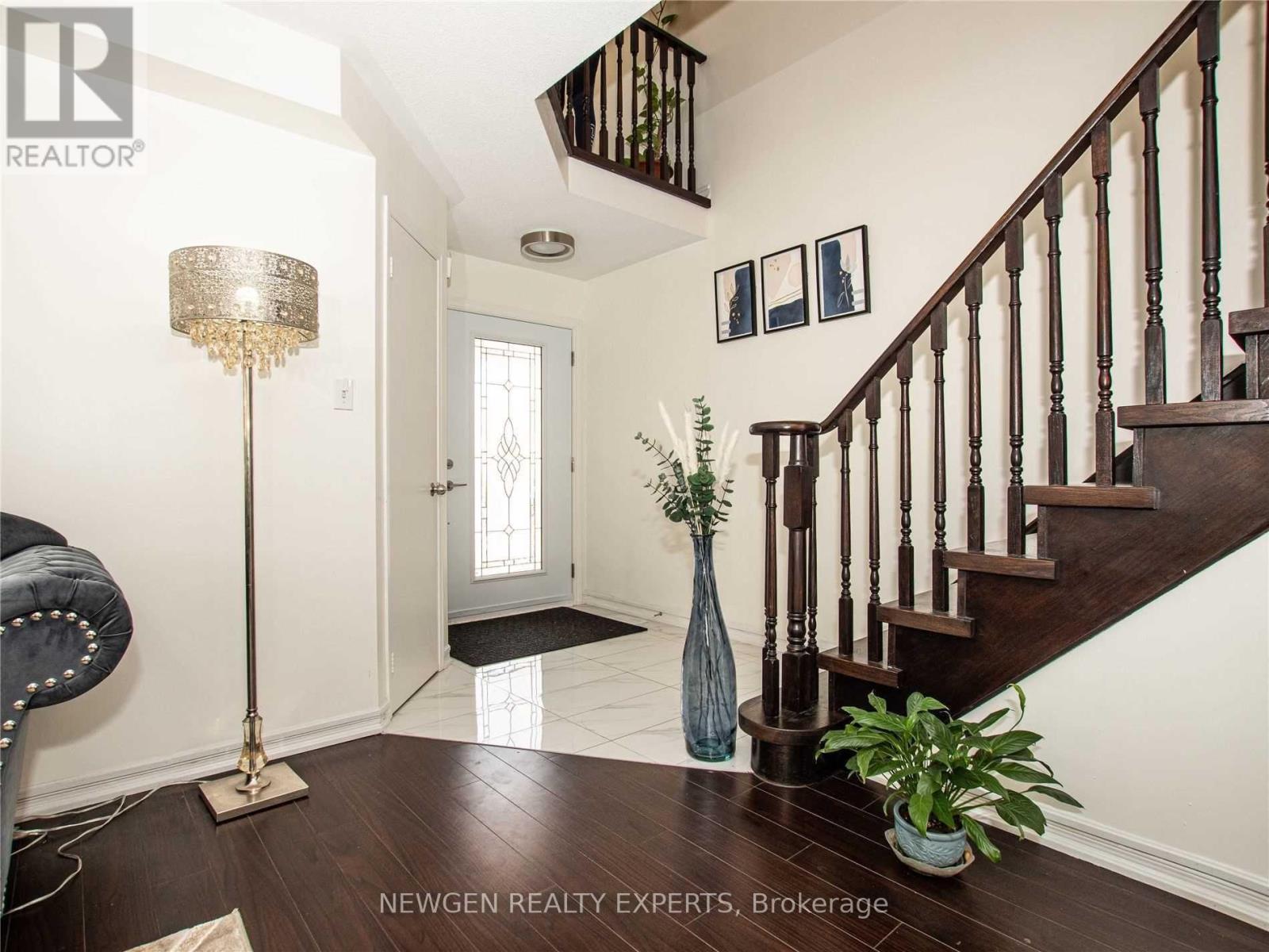 Detached at MAIN FL - 134 MUIRLAND CRESCENT N, Brampton (Northwood Park)