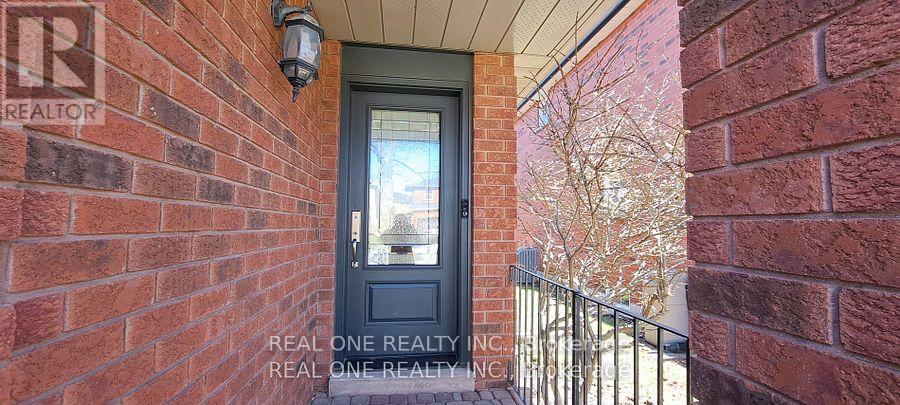 Detached at 552 MARLATT DRIVE, Oakville (RO River Oaks)