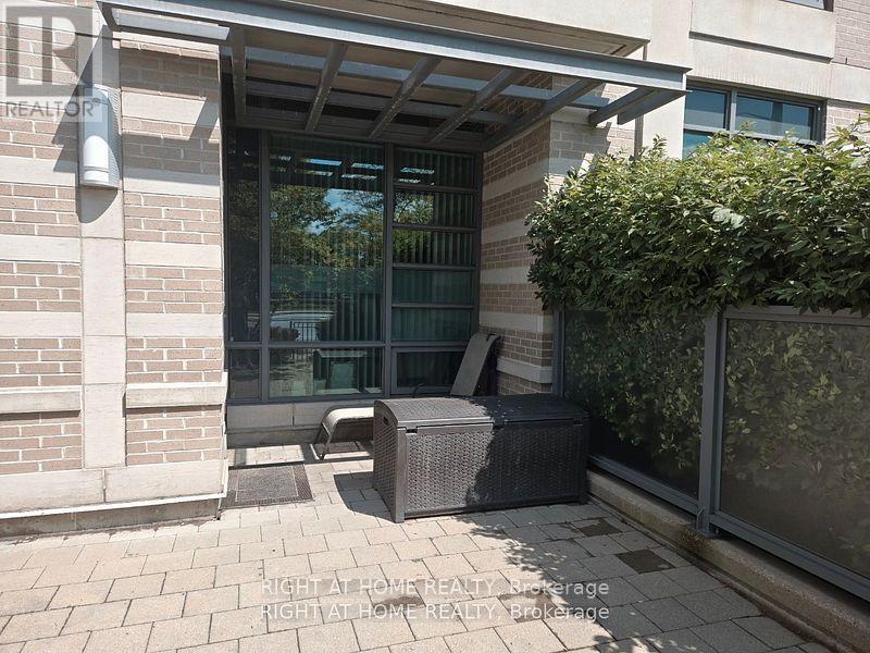Apartment at 101 - 215 SHERWAY GARDENS ROAD, Toronto (Islington-City Centre West)