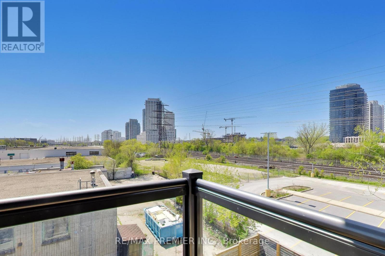 Apartment at 141 - 34 FIELDWAY ROAD, Toronto