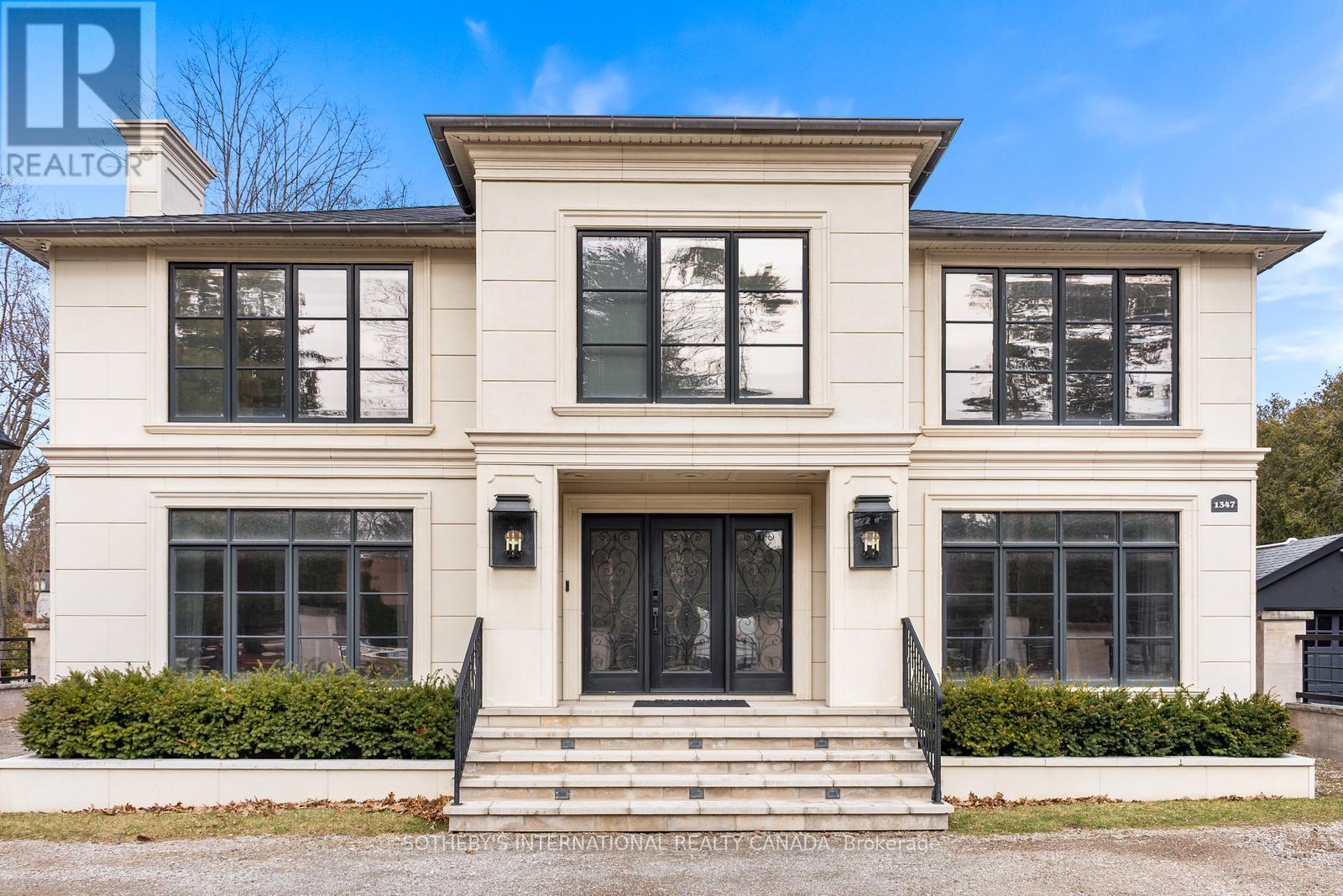 Detached at 1347 QUEEN VICTORIA AVENUE, Mississauga (Lorne Park)