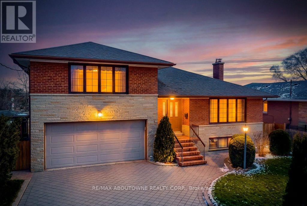 Detached at 17 DUFFIELD ROAD, Toronto (Willowridge-Martingrove-Richview)