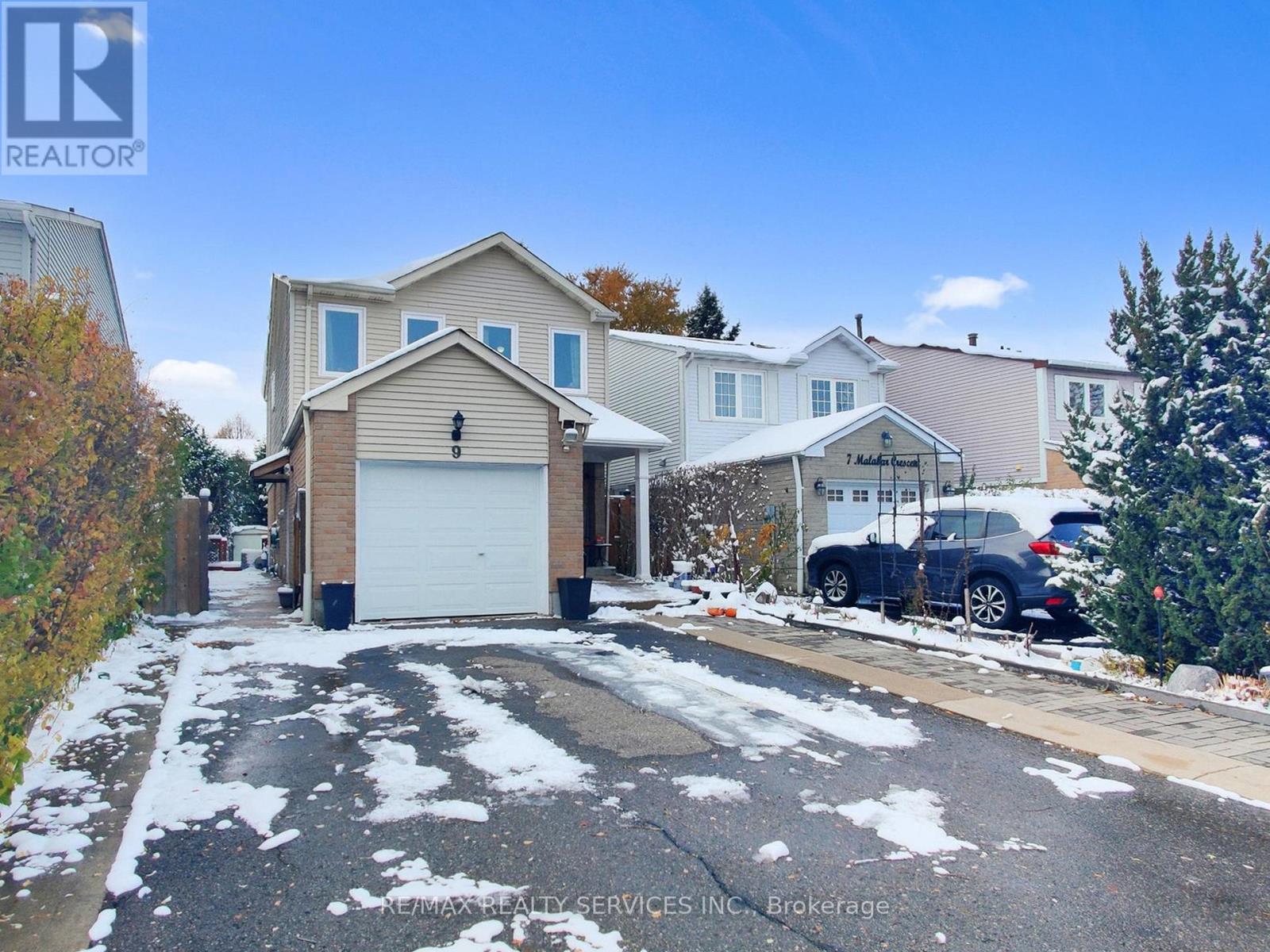 Detached at 9 MALABAR CRESCENT, Brampton (Central Park)