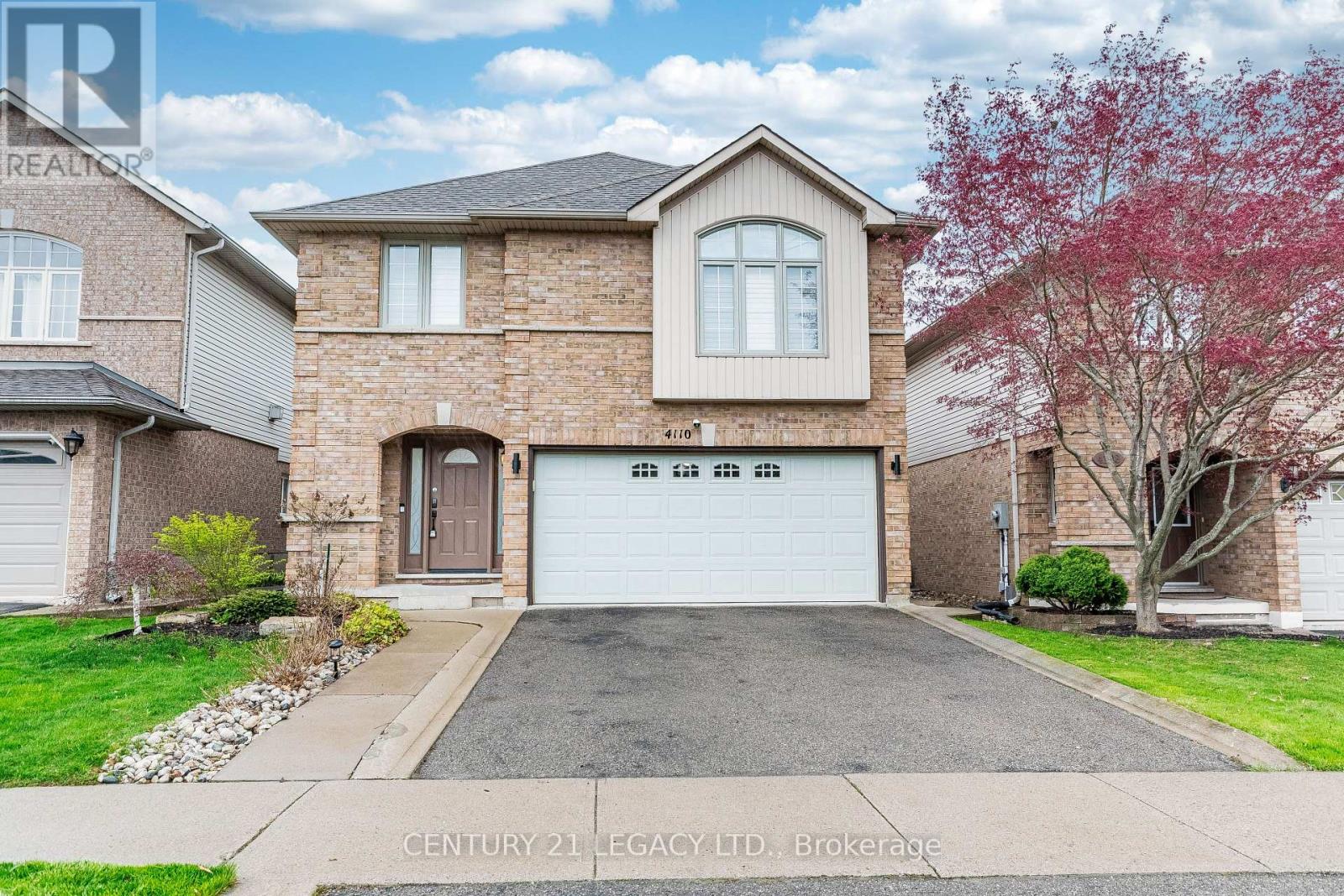 Detached at 4110 FOREST RUN AVENUE, Burlington (Tansley)