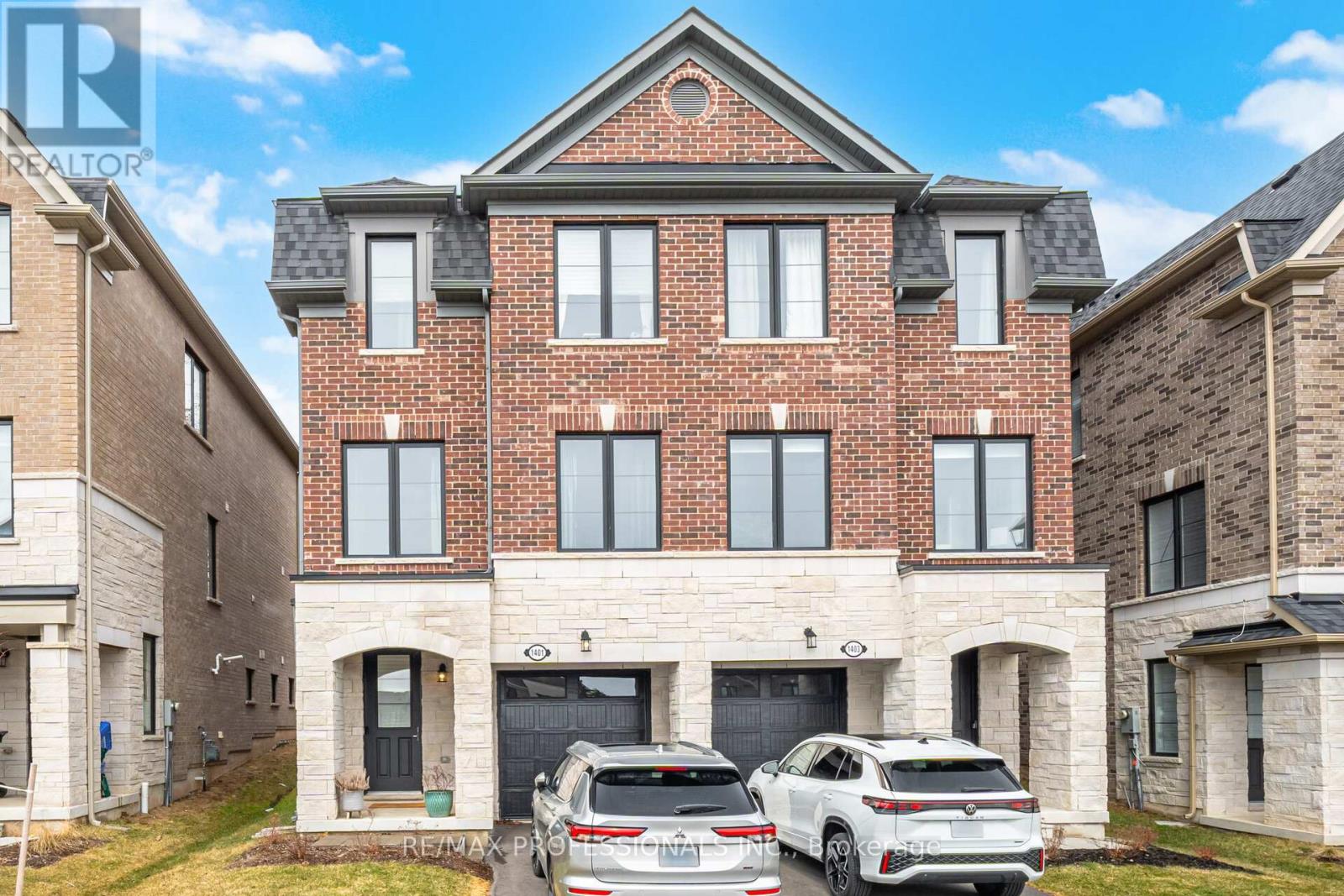 Townhouse at 1401 NATIONAL COMMON, Burlington (Tyandaga)