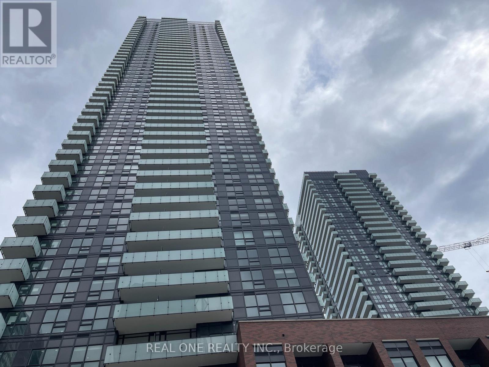 Apartment at 2208 - 430 SQUARE ONE DRIVE, Mississauga (City Centre)